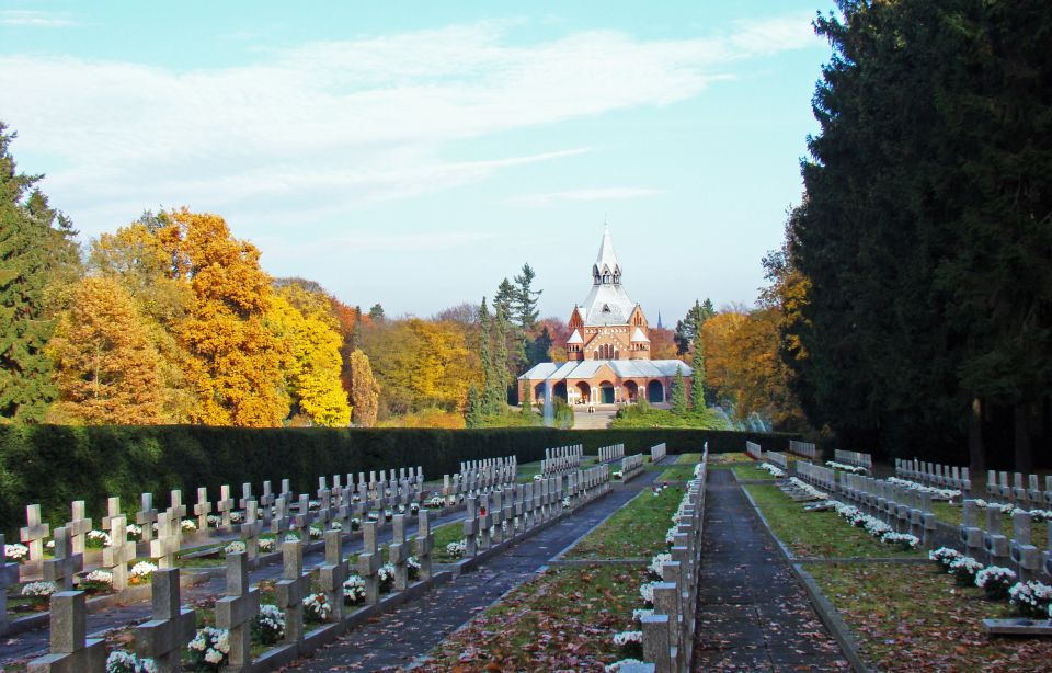 Szczecin: Old Town Highlights Private Walking Tour - Key Points