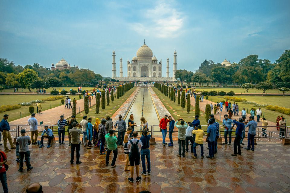 Taj Mahal: Shared Group Tour With Transfer From New Delhi - Key Points