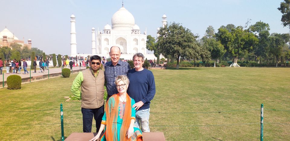 Taj Mahal,Agra Fort & Baby Taj Mahal Agra Tour From Delhi - Key Points