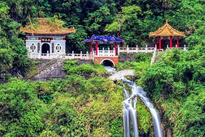 Taroko Gorge Day Tour From Taipei by Train - Key Points