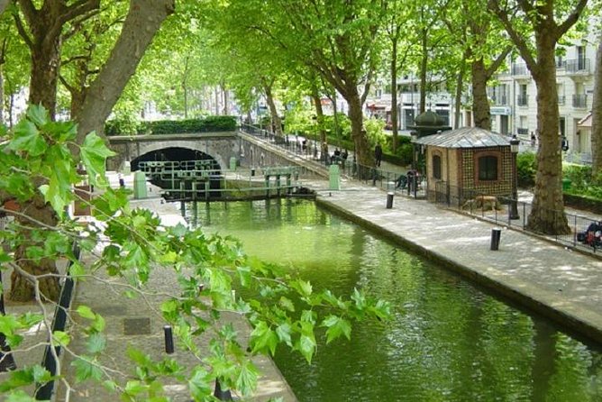 The Old Paris" on the Canal Saint Martin : Port De Larsenal - Key Points