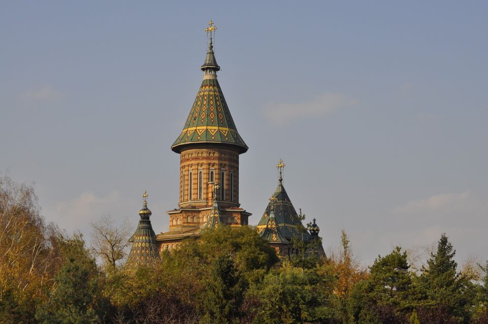 TimișOara: Capture the Most Photogenic Spots With a Local - Key Points