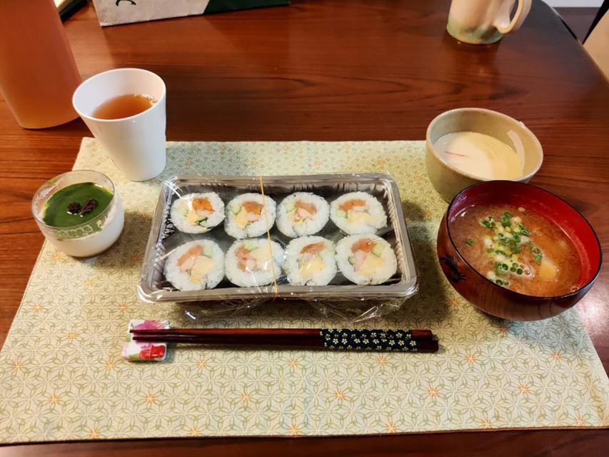 Tokyo: Sushi Roll and Side Dish Cooking Experience - Just The Basics