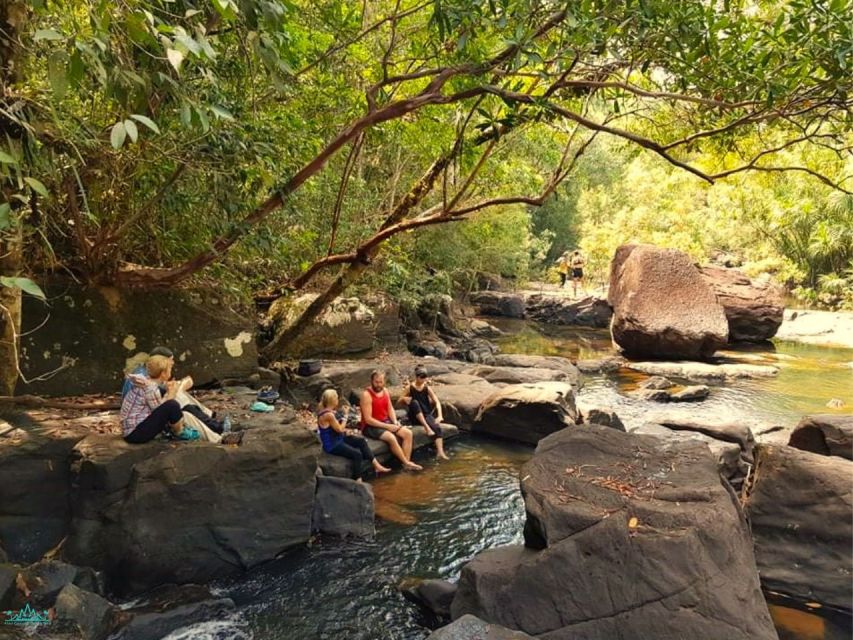 Trekking, Hiking to Kbal Spean and Banteay Srei Private Tour - Key Points