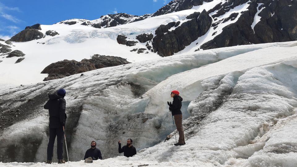 Trekking to Vinciguerra Glacier and Tempanos Lagoon - Key Points