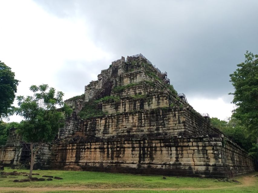 Two Day Trip to Koh Ker, Preah Vihear & Khmer Rough Home - Key Points