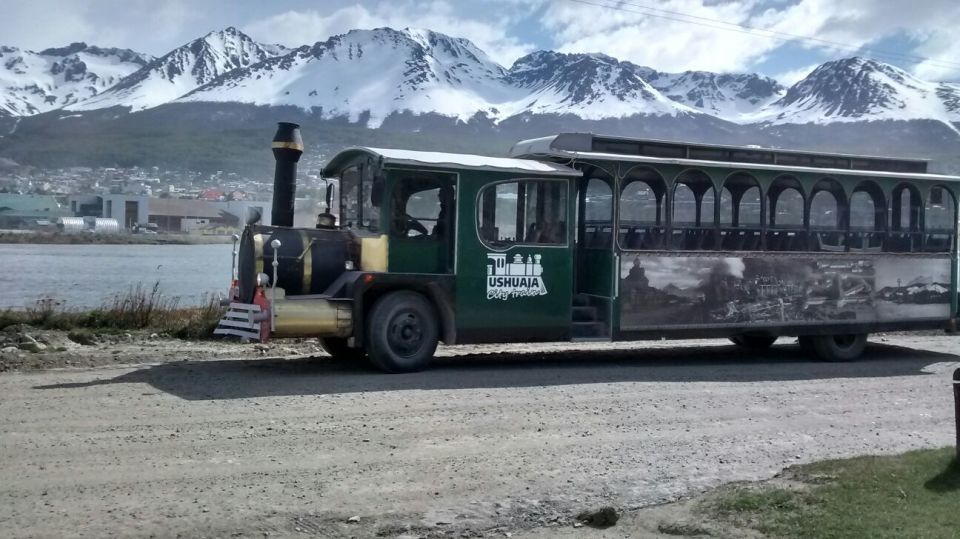 Ushuaia: Panoramic City Train Tour - Key Points