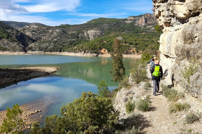 Valencia Buseo Reservoir Private Hiking Tour - Tour Pricing and Inclusions