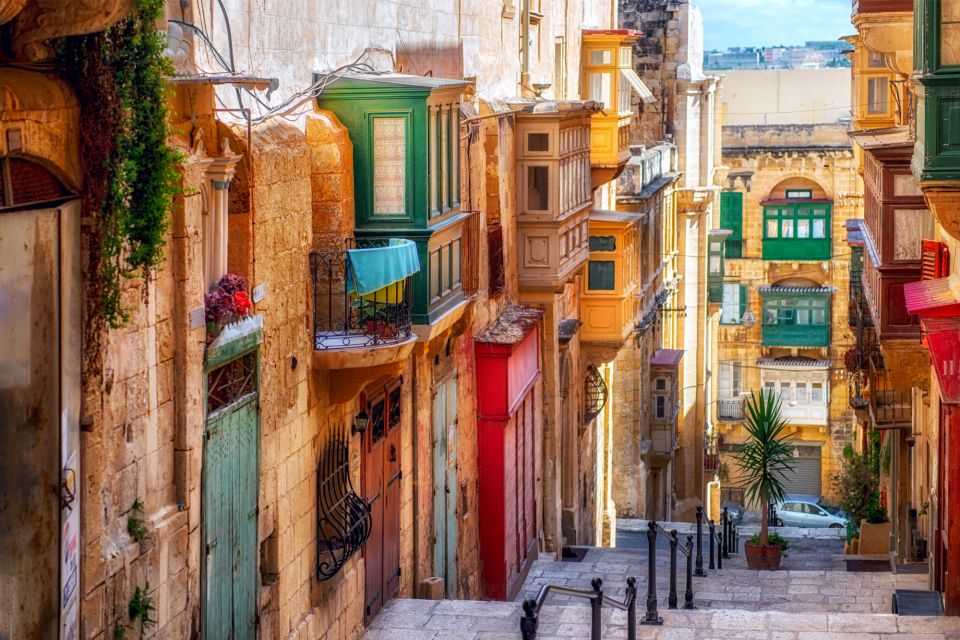 Valletta: Highlights Self-Guided Scavenger Hunt & City Tour - Just The Basics