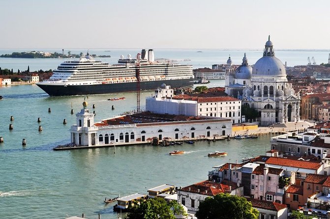 Venice Private Departure Transfer by Water Taxi: Central Venice to Cruise Port - Key Points