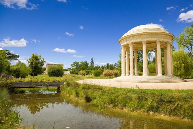 Versailles Full-Day Saver Tour: Palace, Gardens, and Estate of Marie Antoinette - Key Points