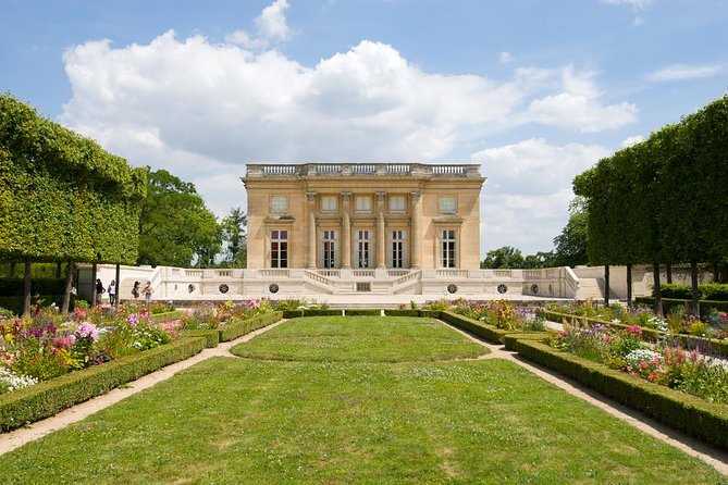 Versailles Palace Best of Estate Private Day Tour With Lunch & Queens Hamlet - Key Points