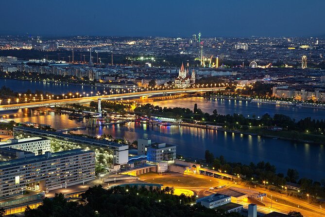 Vienna By Night: 1-Hour Sightseeing Tour - Key Points