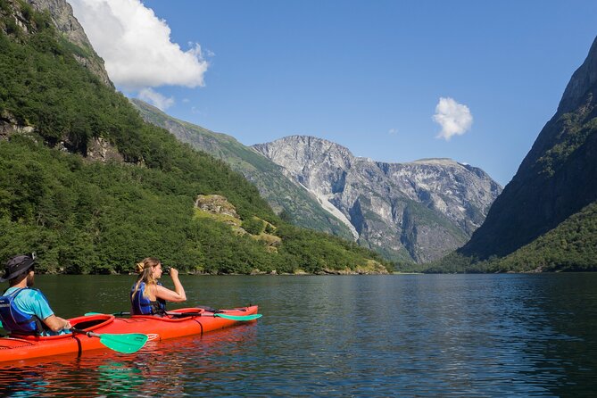 Vossevangen: Nærøyfjord Full-Day Guided Kayaking Trip - Trip Overview