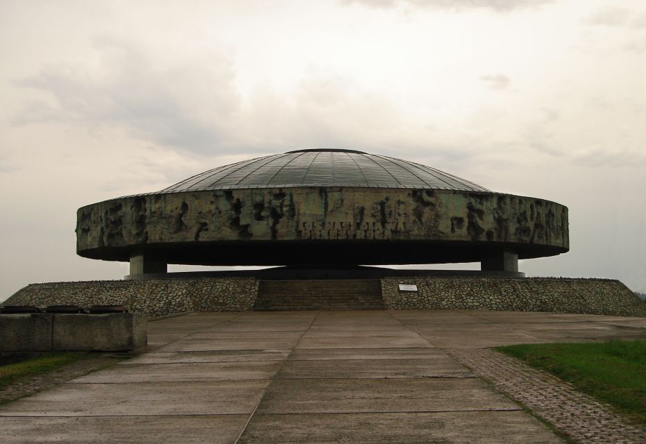 Warsaw to Majdanek Concentration Camp One-Day Trip by Car - Key Points