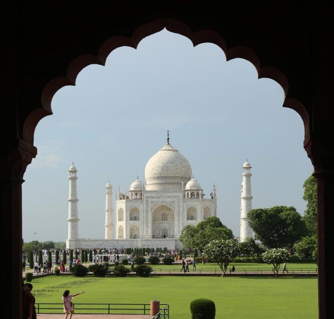 World Heritage Tour With Taj Mahal, Fort & Fatehpur Sikri. - Key Points