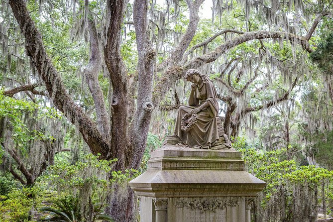 Wormsloe Historic Site & Bonaventure Cemetery Tour From Savannah - Just The Basics