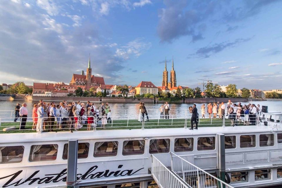 Wrocław: City Walk and Cruise by Luxury Ship - Key Points