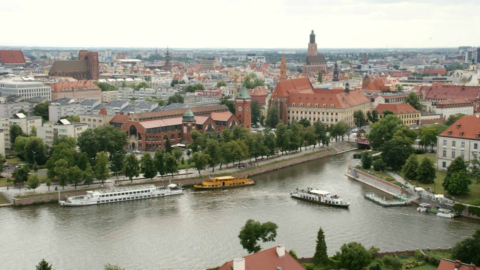 Wrocław: Short City Walk and Cruise - Key Points