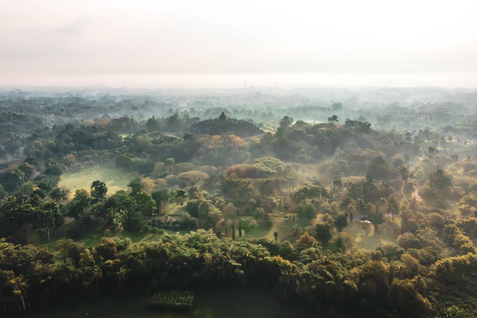 Yogyakarta Trekking Selogriyo Temple-Punthuk Setumbu Sunrise - Trekking Selogriyo Temple Overview