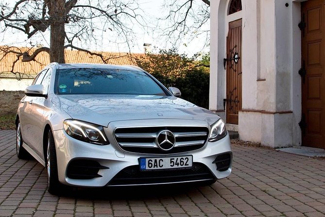 1-Way Prague to Cracow - Private Transfer - Mercedes Benz - up to 7 Passengers - Key Points