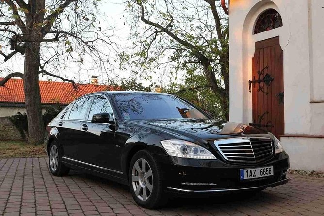 1-Way Private Transfer Prague to Berlin - Mercedes Benz - up to 7 Passengers - Key Points