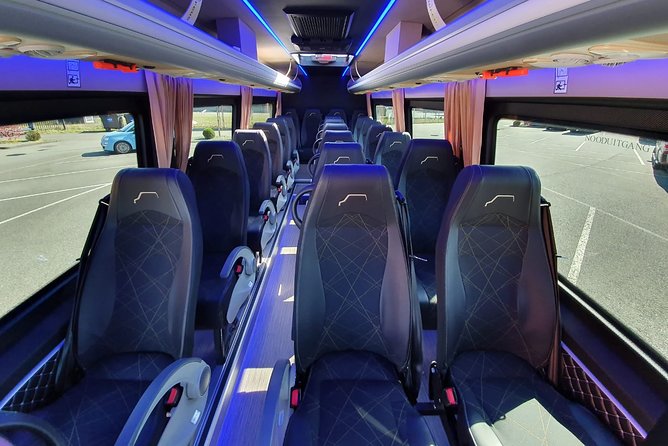 1-15 Persons Taxi or Bus Transfer Amsterdam Airport to Middelburg