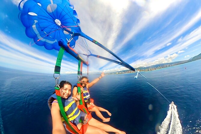 1 1000ft parasailing ride in waikiki hawaii 1000ft Parasailing Ride in Waikiki, Hawaii