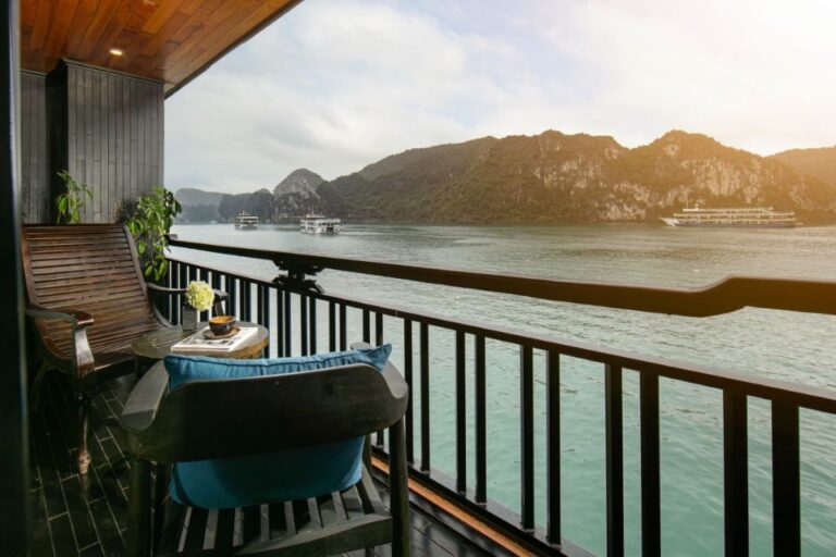 2-Day Lan Ha Bay Luxury 5-Star Cruise & Balcony Cabin