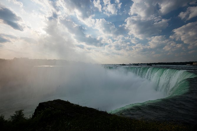 2-Day Niagara Falls and Outlet Shopping Tour From New York by Bus