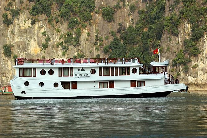 2-Day Oriental Sails Junk Cruise of Halong Bay