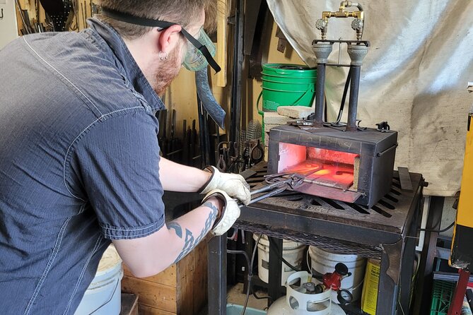 2 Hour Blacksmithing Experience in Niagara (Craft Class/Activity)