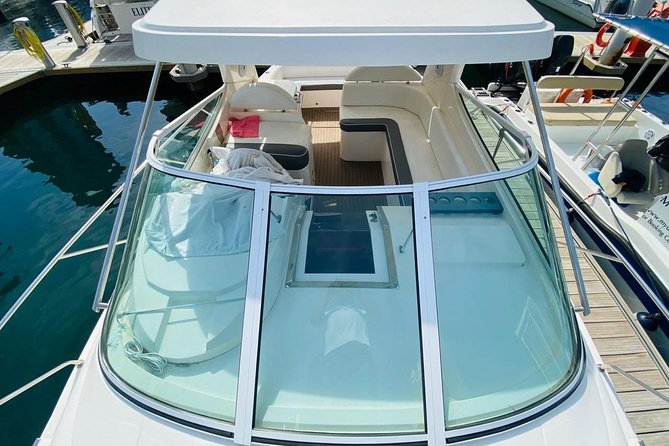 2-Hour Dubai Marina Mini Yacht Cruise