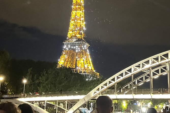 2-Hour Paris Cruise Seine River Experience With Champagne