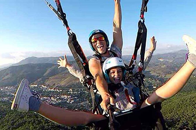 2 Hour Private Guided Paragliding Adventure in Rome