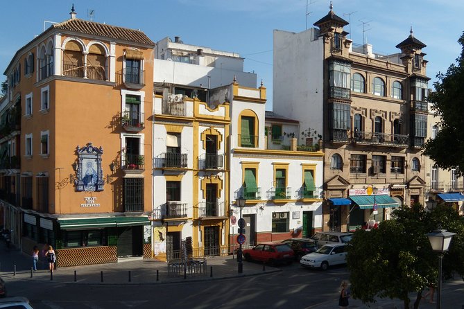 2-Hour Private Guided Walking Tour of Triana