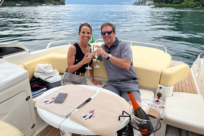 2-Hour Private Tour Sailing on Lake Como With Aperitif