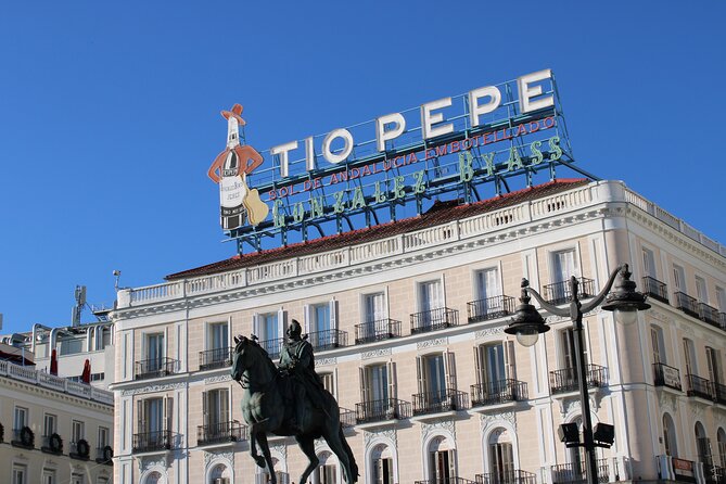 2-Hour Private Walking Tour Through the Beautiful Streets of Madrid