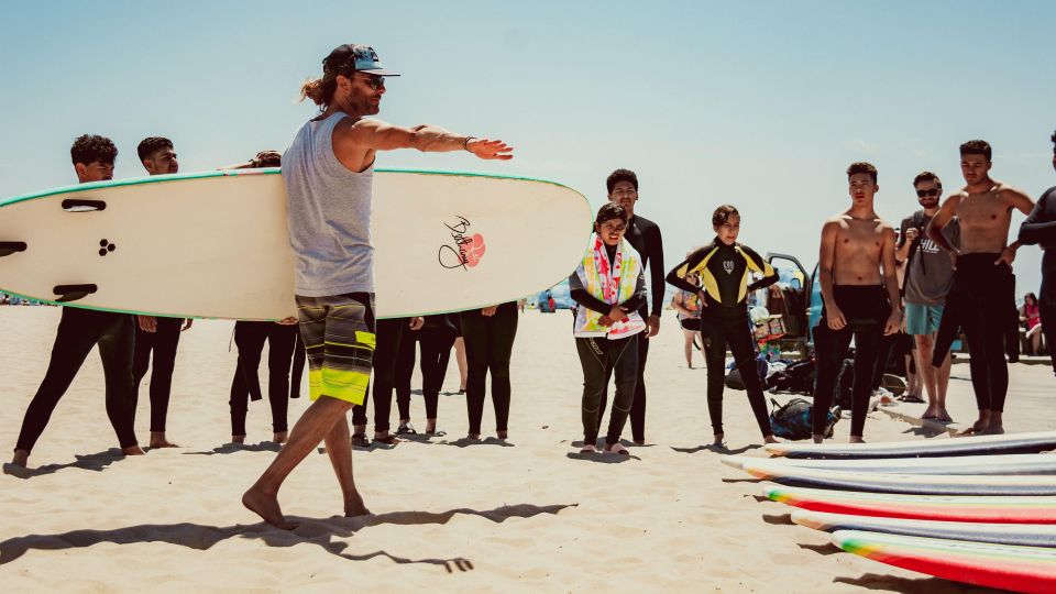 1 2 hours group surf lesson in miami beach 2 Hours Group Surf Lesson in Miami Beach