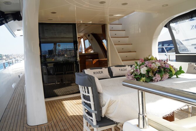 2-Hours Luxury Private Yacht Cruise on Bosphorus Istanbul