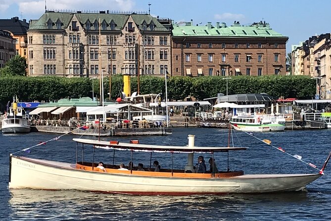 2 Hours Private Boat Charter in Stockholm