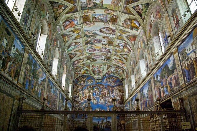 2 Hours Tour of the Vatican and Sistine Chapel With Official Guide