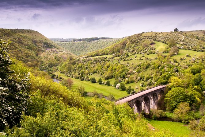 3-Day Yorkshire Dales and Peak District Small-Group Tour From Manchester - Itinerary Highlights