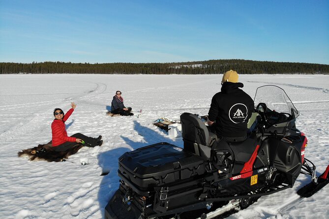 3 Days Snowmobile Raid in Finnish Lapland