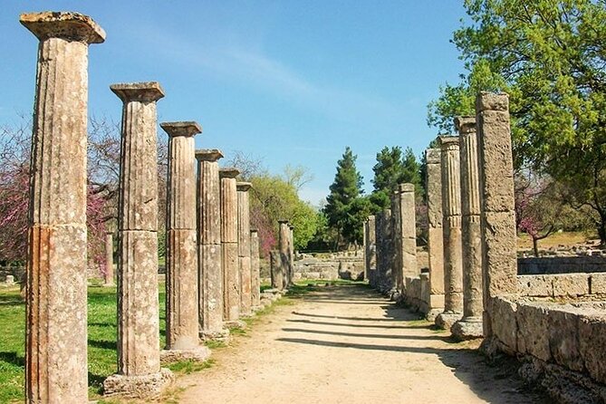 3 Days Spanish Guided Tour in Epidaurus, Mycenae, Olympia, Delphi