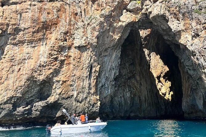 1 3 hour guided boat tour to the caves in santa maria di leuca 3-Hour Guided Boat Tour to the Caves in Santa Maria Di Leuca