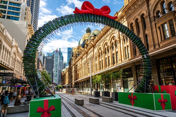 3 Hours Christmas Magic Private Walking Tour in Sydney