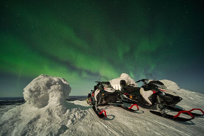 1 3 hours snowmobiling under auroras and night sky 3 Hours Snowmobiling Under Auroras and Night Sky