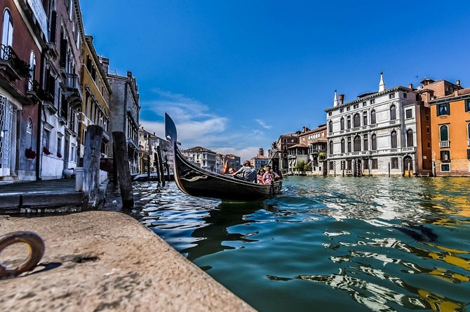 30-Min Private Gondola Ride for up to 5 People