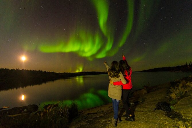 4- to 6-Hour Northern Lights Tour From Yellowknife